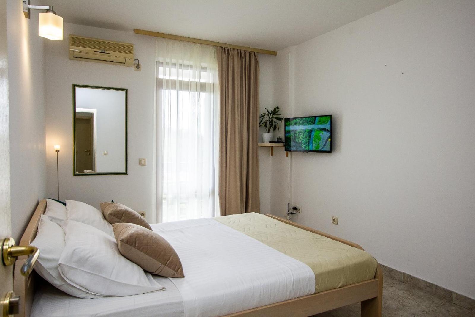 Apartments Ardura Petrovac Eksteriør bilde